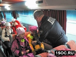 Занятия в автобусе-тренажере ГИБДД